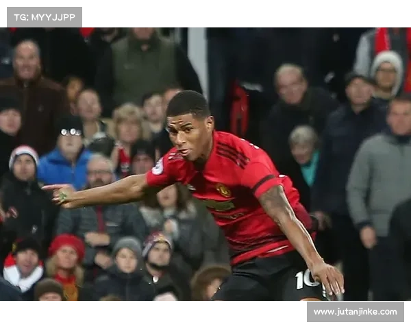 拉什福德在国际比赛中送出关键助攻助力球队逆袭胜利